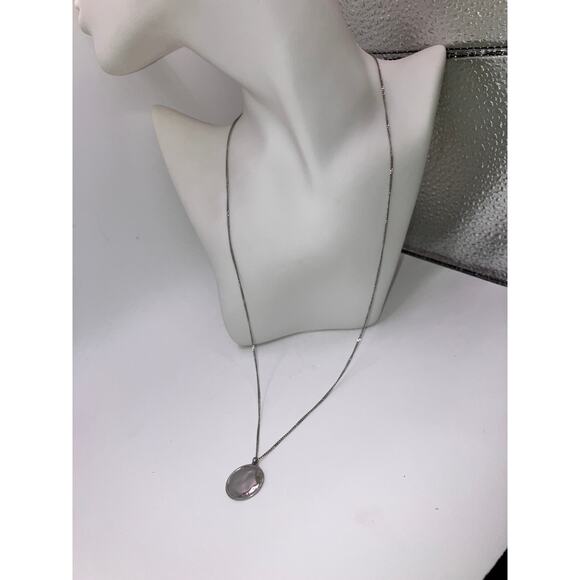 Silver-Tone Hammered Round with Edge Pendant 24.25" Necklace! - Picture 5 of 13